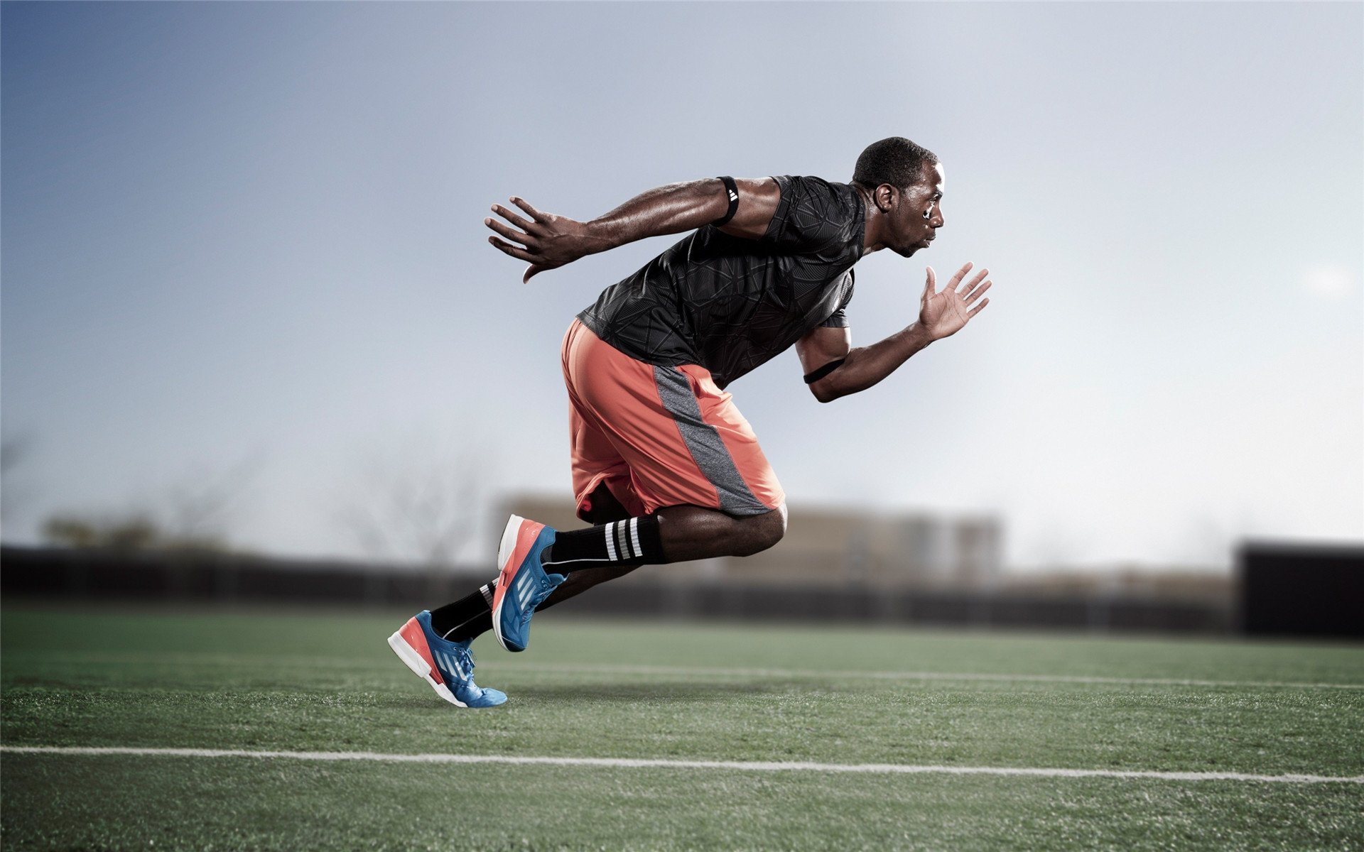 田径赛场焦点！韩国队对阵克罗地亚队，历史性突破，球队首次挺进决赛